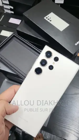 New Samsung Galaxy S23 Ultra 256 GB Autre
