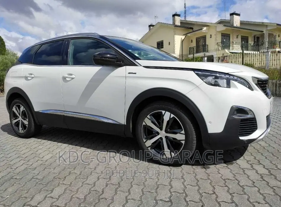 PEUGEOT 3008 2017 Blanc cassé