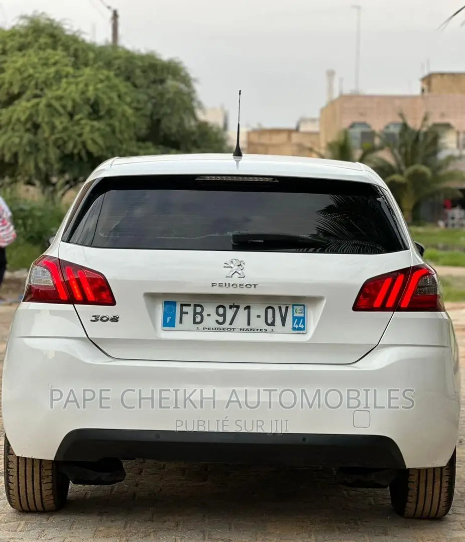 PEUGEOT 308 2018 Blanc