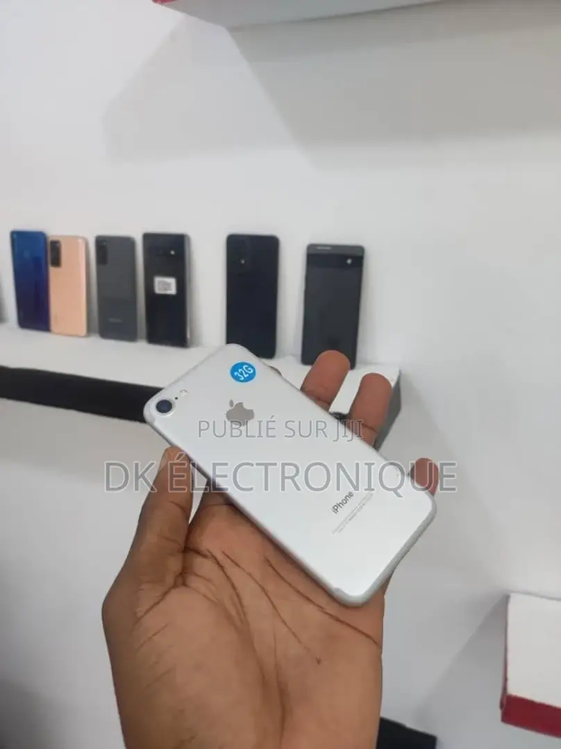 Apple iPhone 7 128 GB Gris