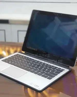 Photo - New Ordinateur Portable HP X2 8GB Intel Core I5 SSD 128GB