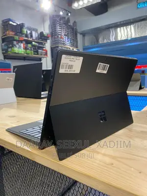 New Microsoft Surface Pro 7 16GB Intel Core I7 SSD 512GB