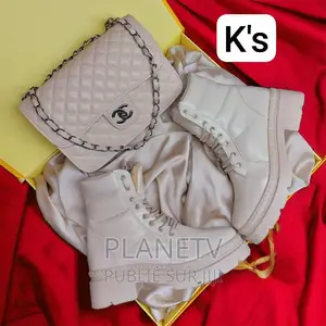 Chaussures Et Mini Sac Pour Femme