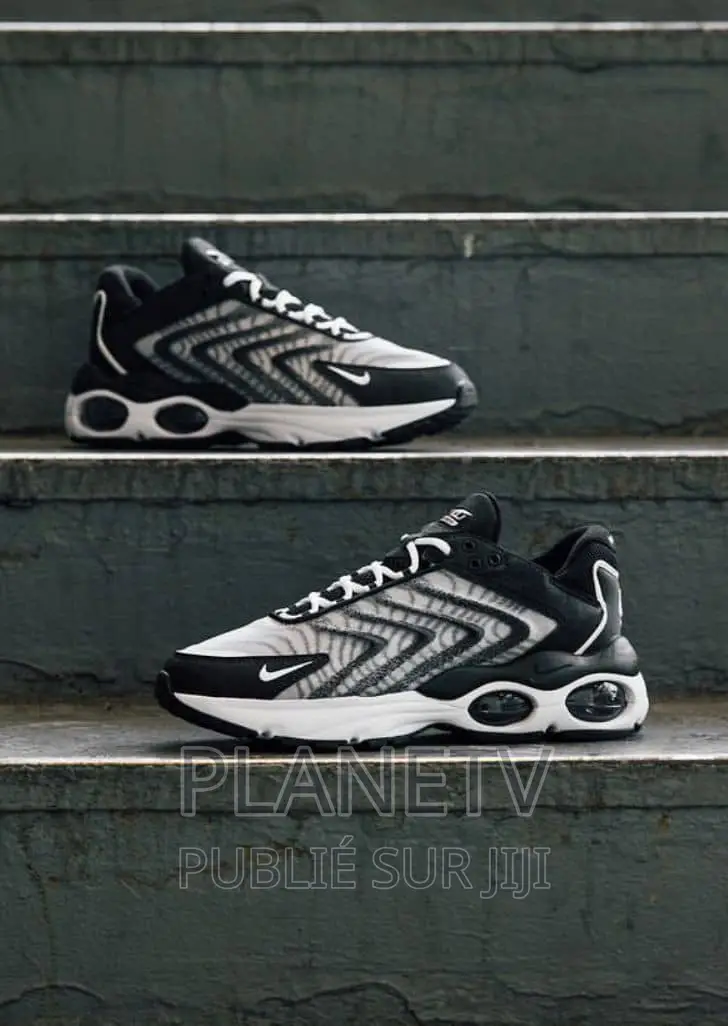 Chaussures Pour Hommes Disponible