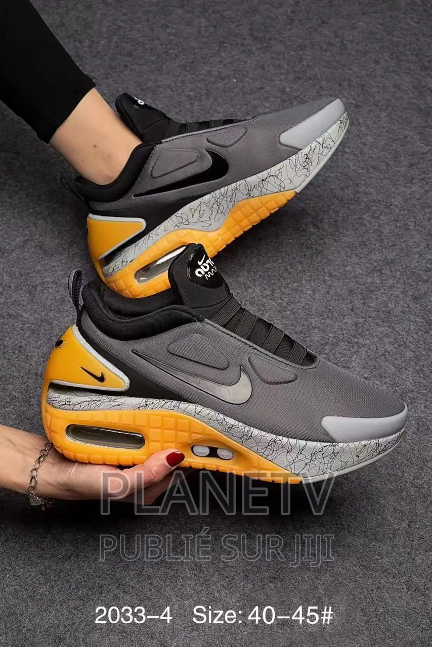 Chaussures Pour Hommes Disponible