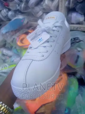 Chaussures Unisexe Disponible