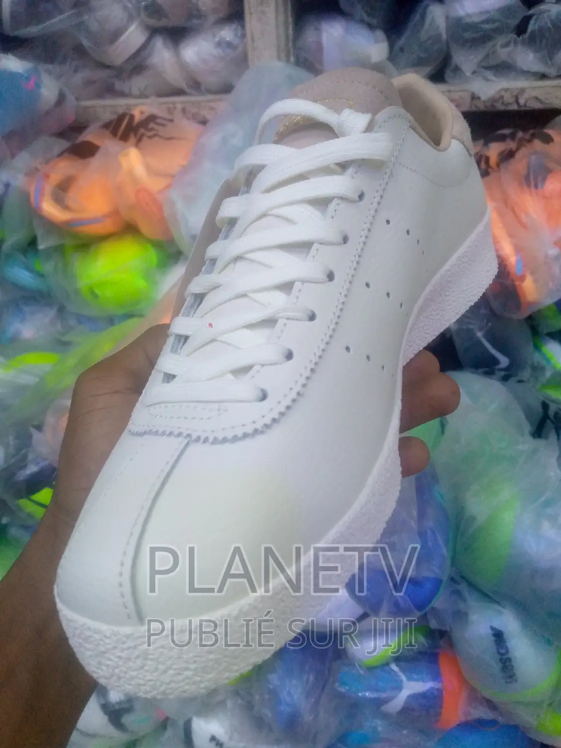 Chaussures Unisexe Disponible