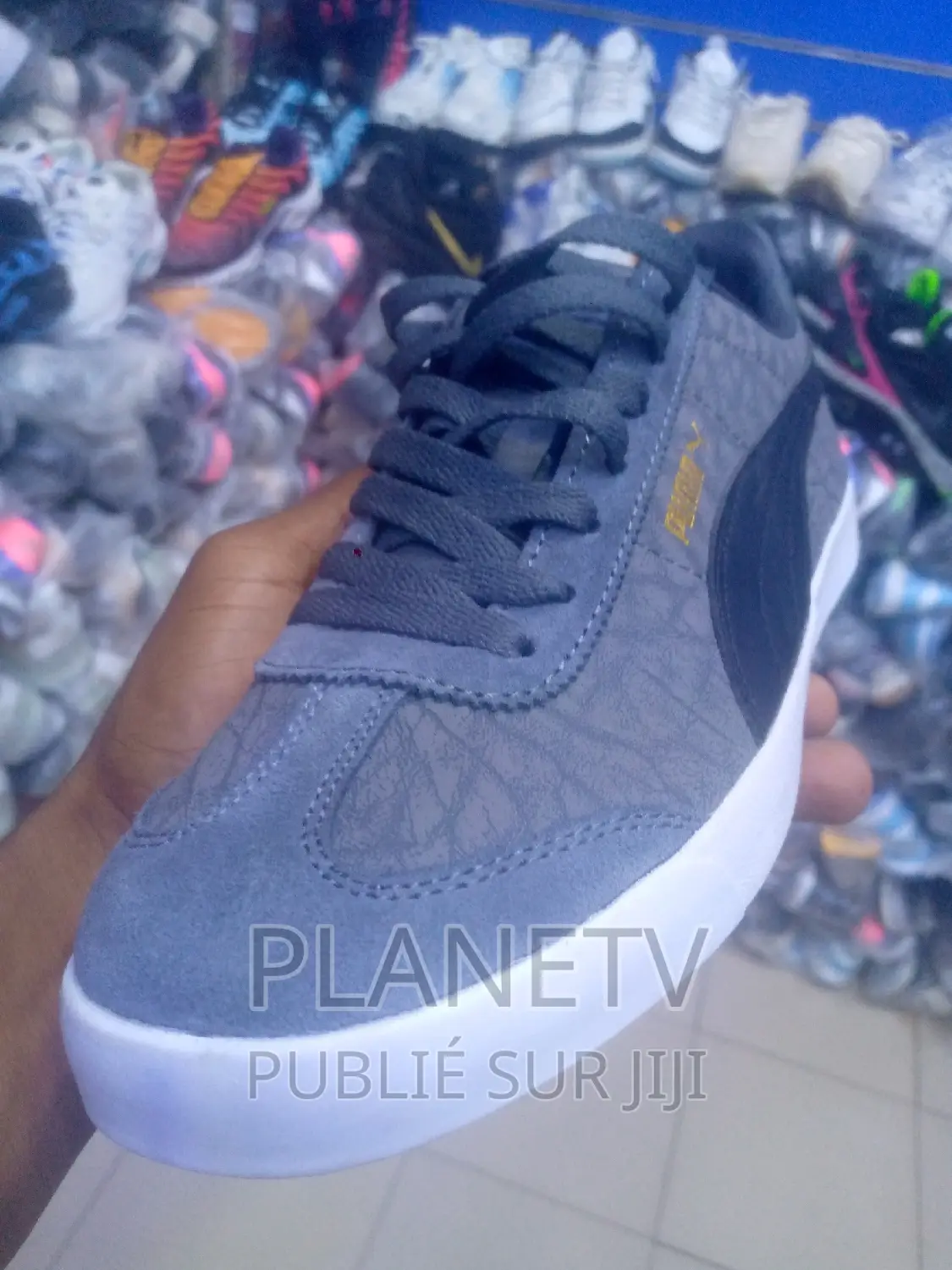 Chaussures Unisexe Disponible