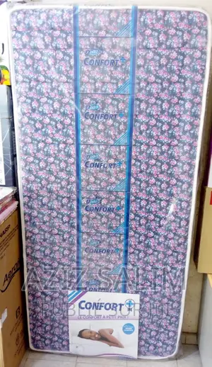 Matelas Eponge Houssé