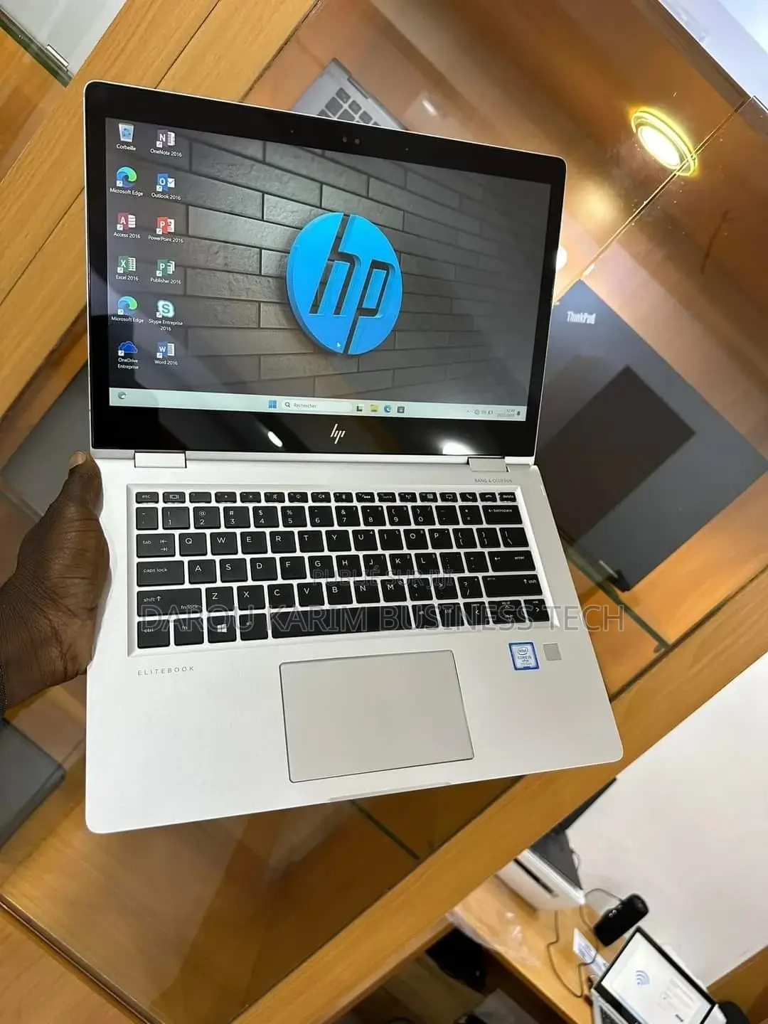 New Ordinateur portable HP EliteBook 1030 8GB Intel Core i5 SSD 256GB