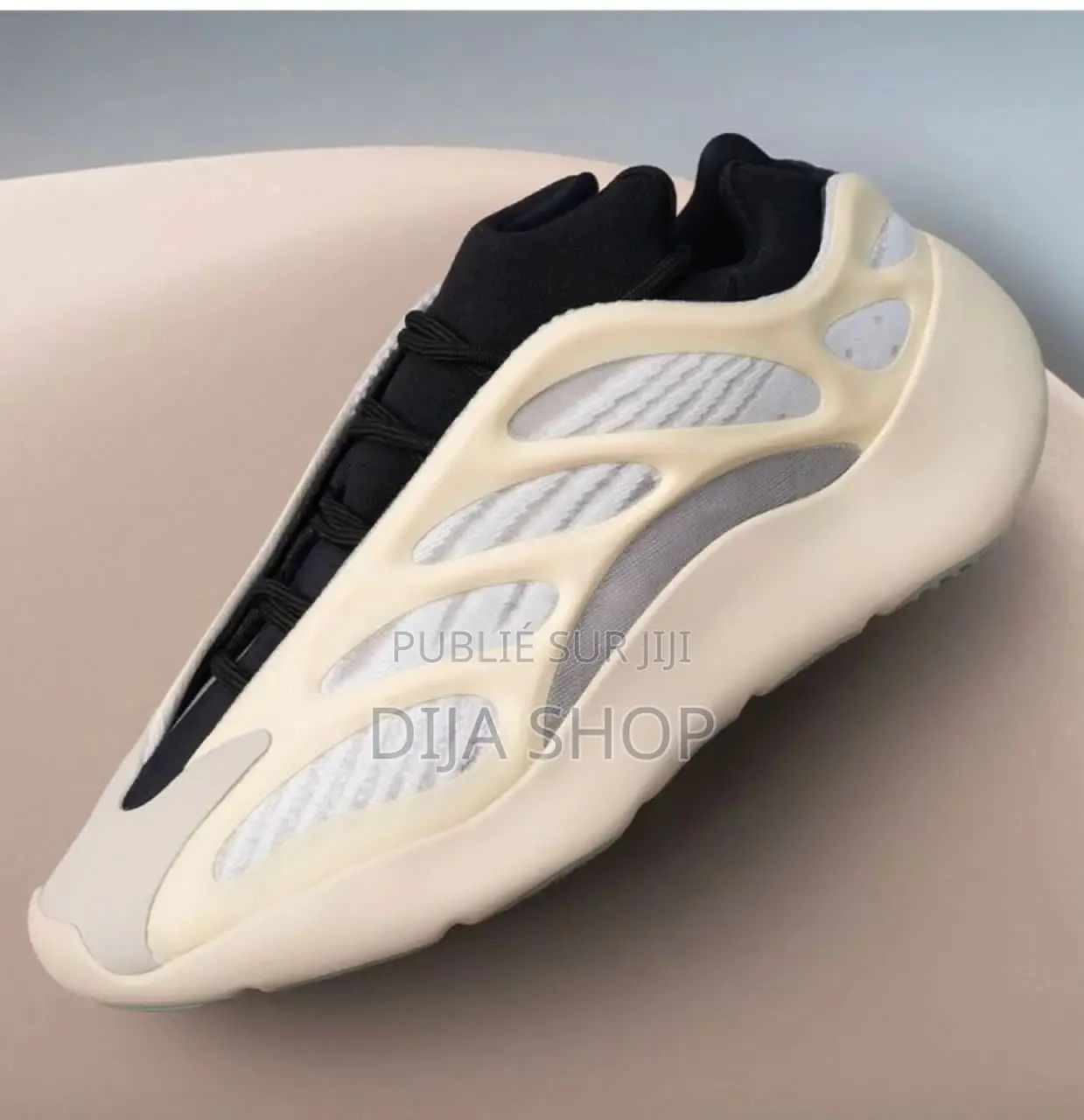 Original Adidas Yeezy 700 Disponible