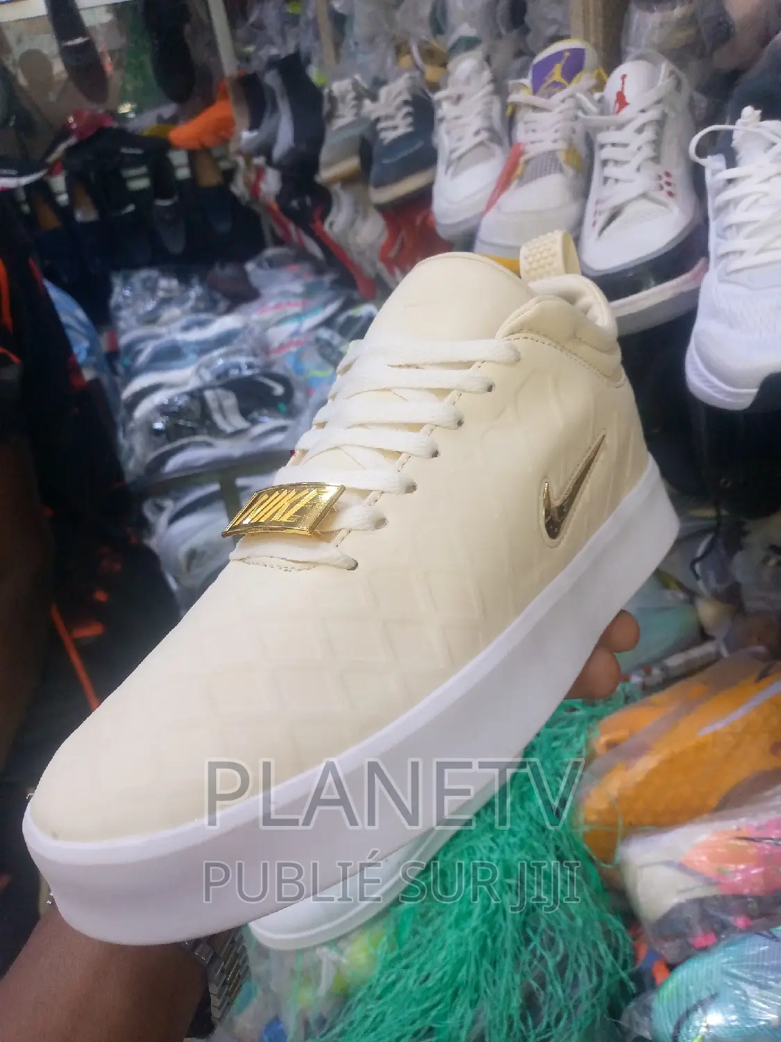 Chaussures Très Jolie Disponible