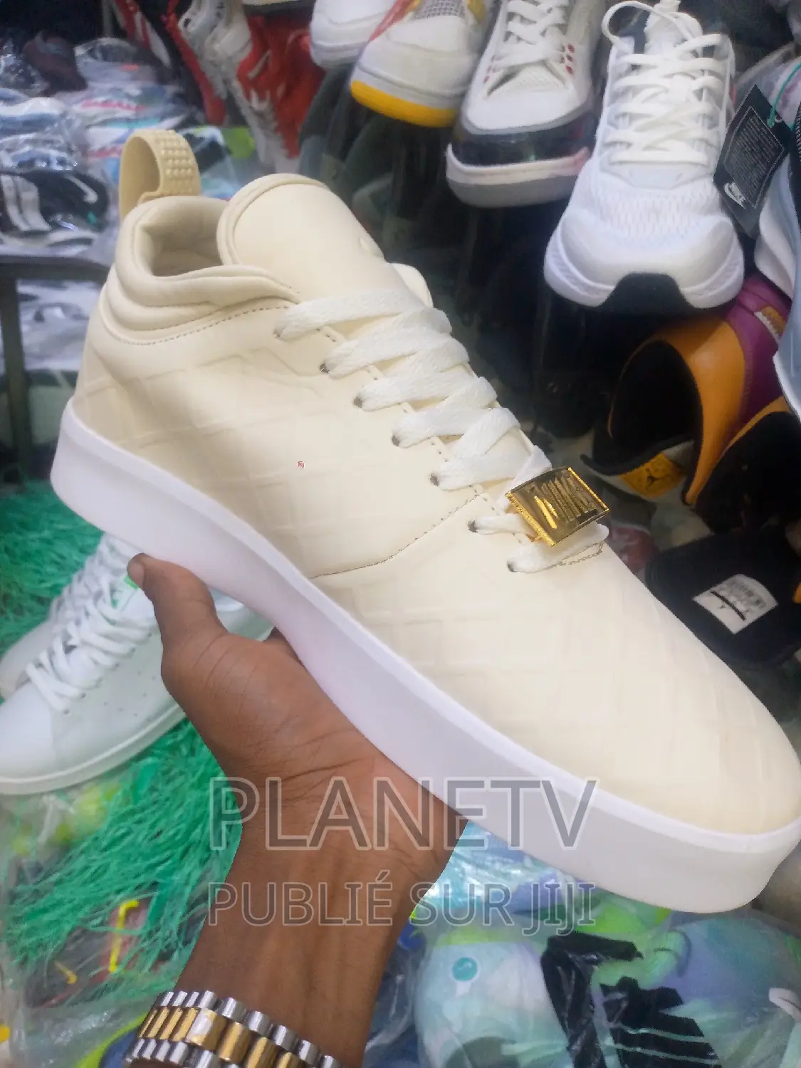 Chaussures Très Jolie Disponible