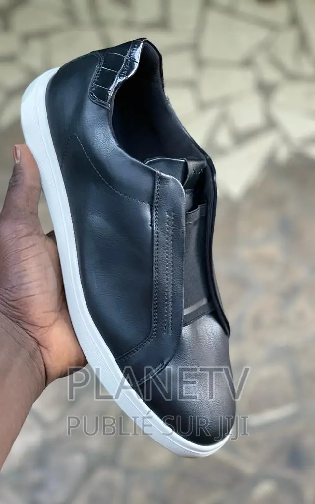 Chaussures Très Jolie Disponible