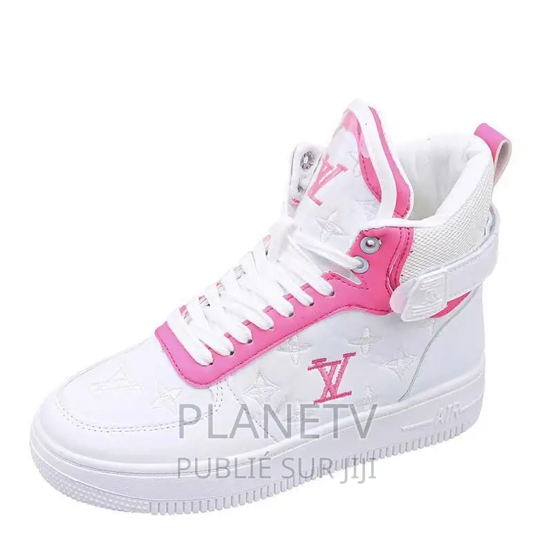 Chaussures Louis Vuitton Disponible