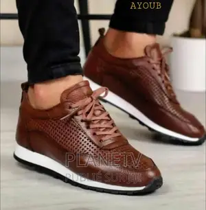 Chaussures Très Jolie Par Commande