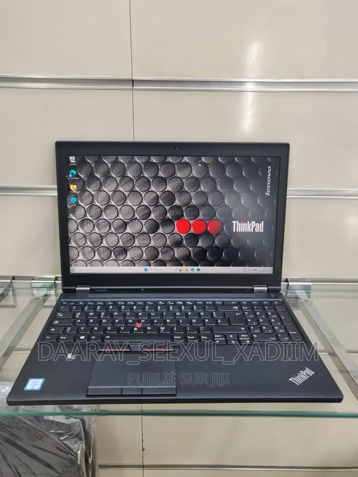 Ordinateur Portable Lenovo ThinkPad P50 16GB Intel Core I7 SSD 512GB