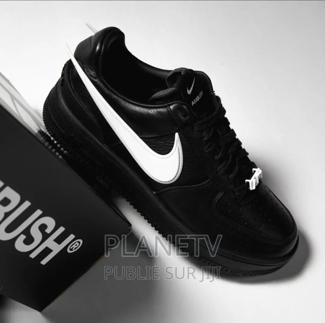 Chaussures Nike Très Jolie Disponible