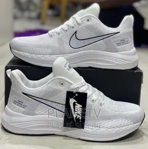 Photo - Chaussures Très Jolie Disponible