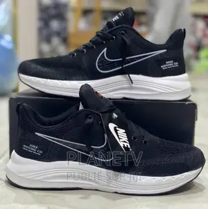 Chaussures Très Jolie Disponible