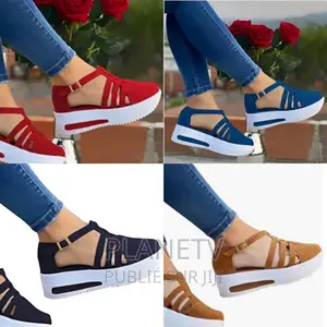 Photo - Chaussures Pour Femmes Disponibles