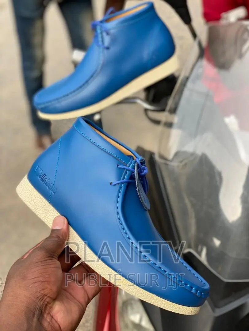 Wanabeez en Cuir Disponible