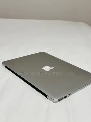 New Apple MacBook Air 2015 8GB Intel Core I5 SSD 256GB