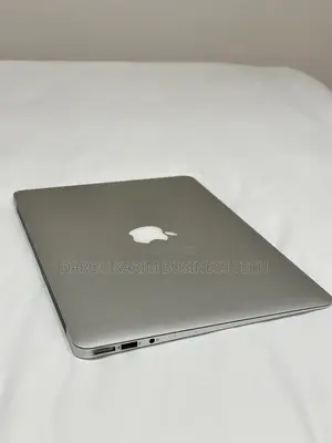 New Apple MacBook Air 2015 8GB Intel Core I5 SSD 256GB