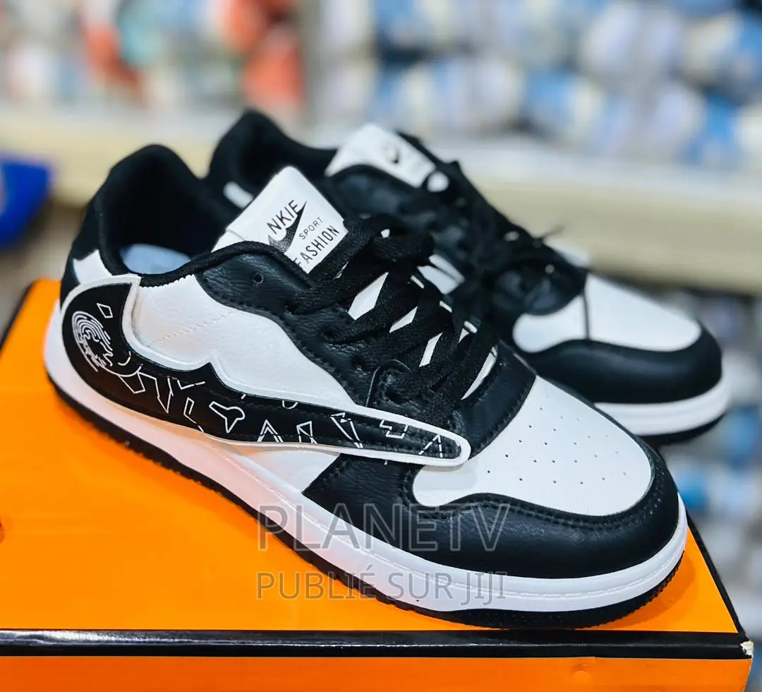 Chaussures Très Jolie Disponible