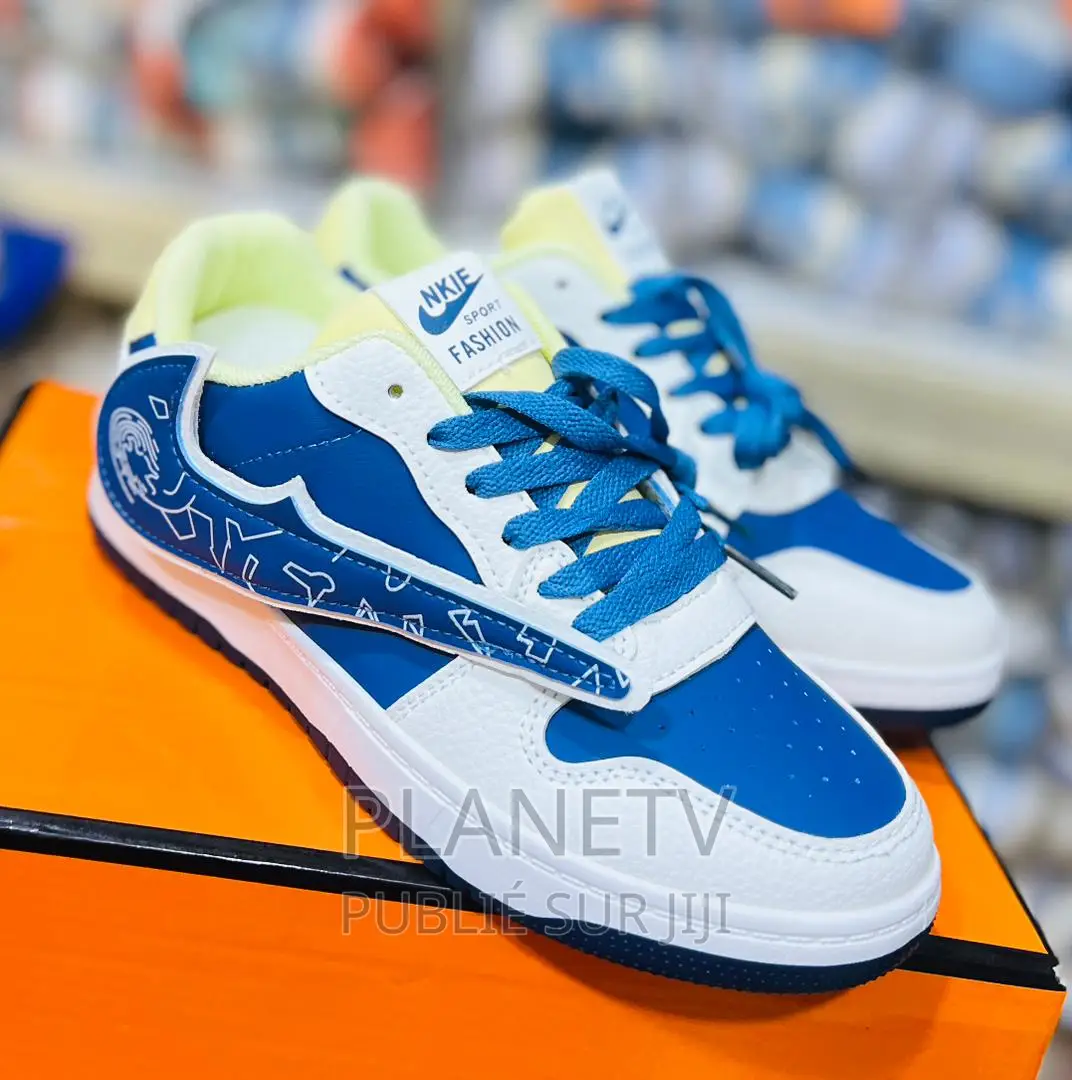 Chaussures Très Jolie Disponible