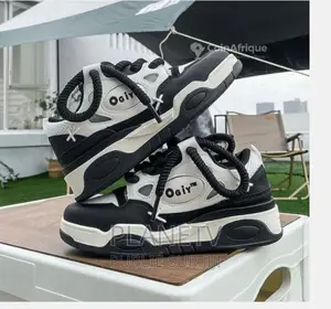 Chaussures Oggy Très Jolie Disponible