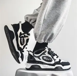 Chaussures Oggy Très Jolie Disponible