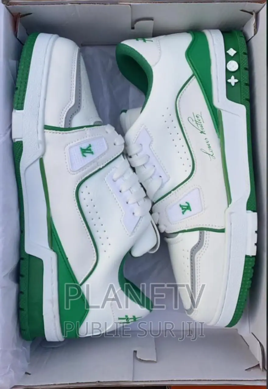 Chaussures Louis Vuitton Disponible