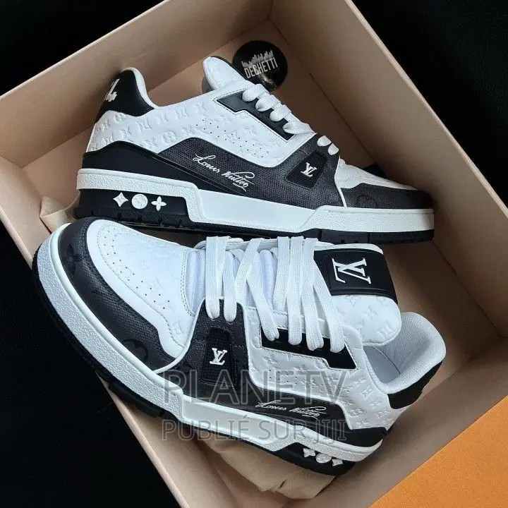 Chaussures Louis Vuitton Disponible