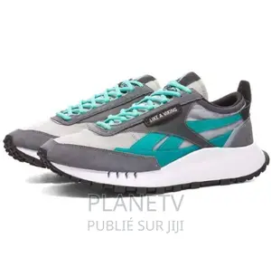 Photo - Chaussures Très Jolie Disponible