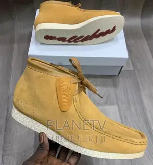 Photo - Chaussures Wanabeez Disponible