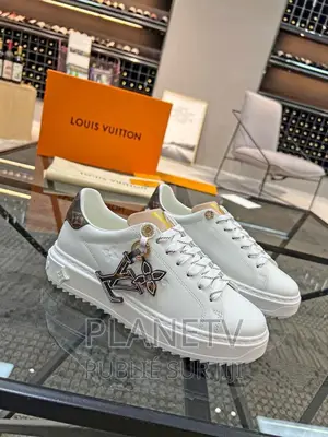 Louis Vuitton Disponible