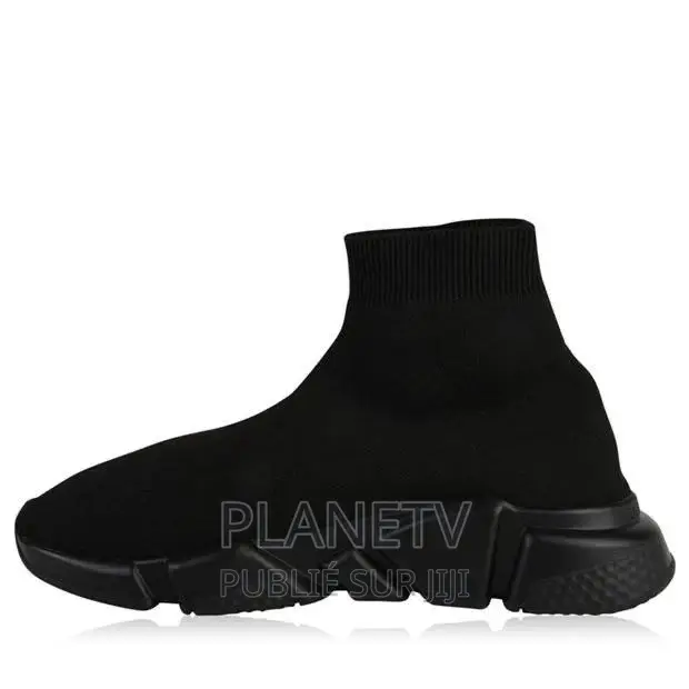 Balenciaga Disponible