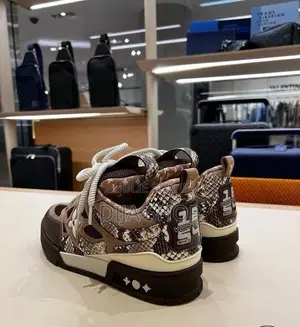 Original Louis Vuitton Stake #54