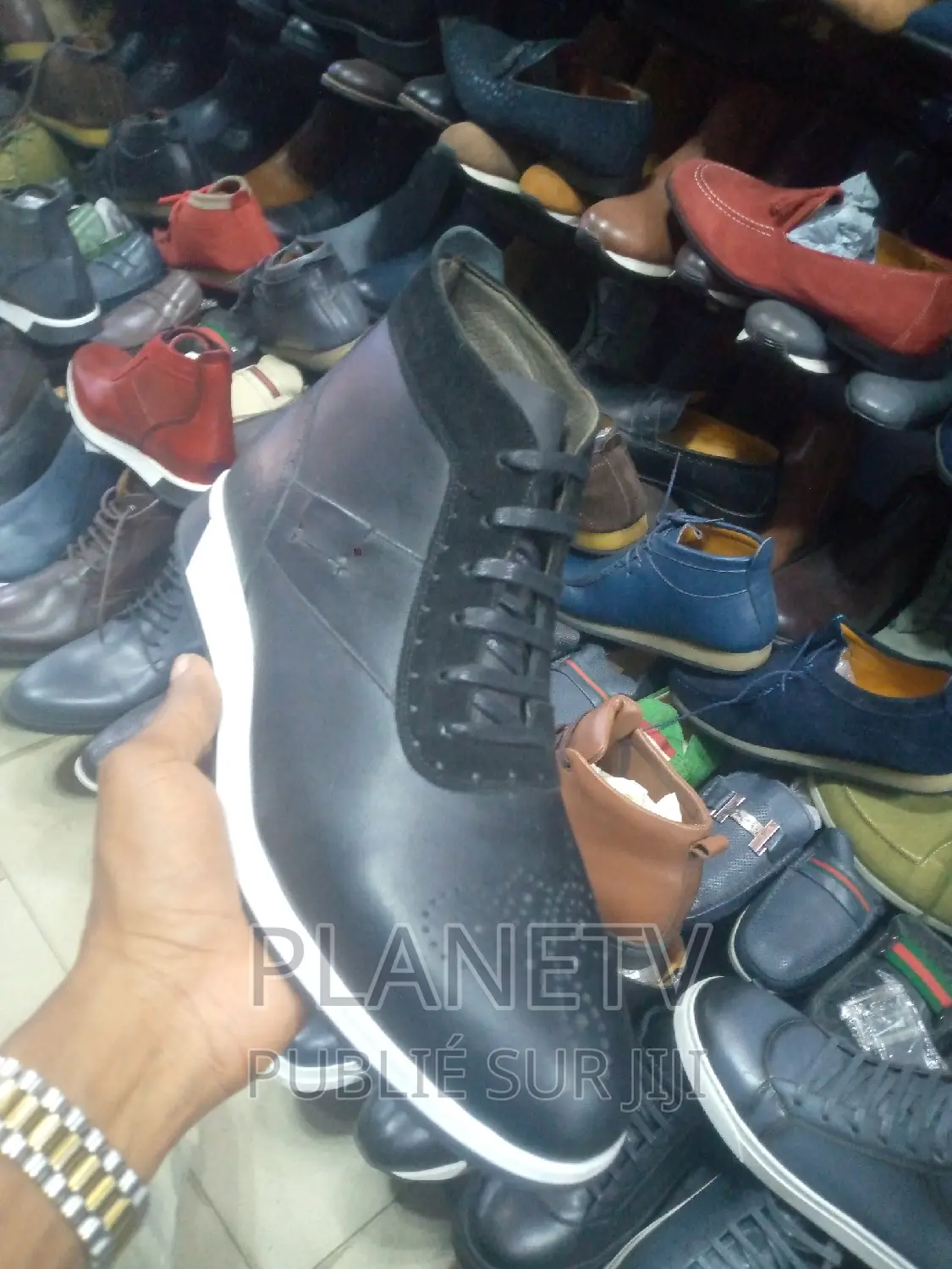 Berlutti en Cuir Original Disponible