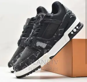 Chaussures Louis Vuitton Original Disponible