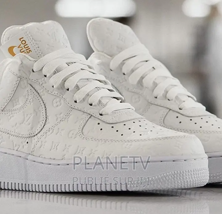 Chaussures Louis Vuitton Original Disponible