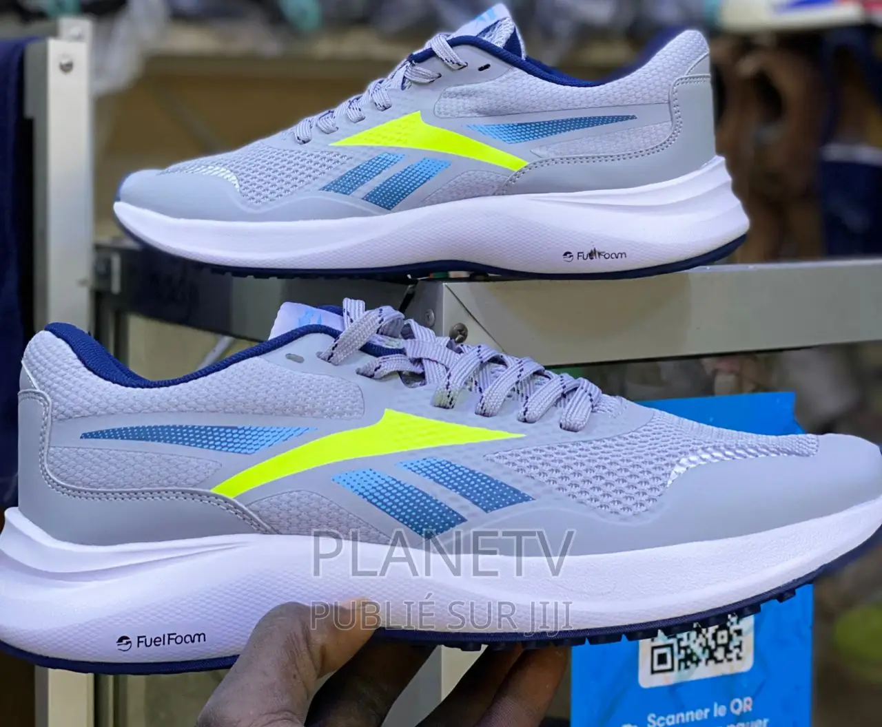 Chaussures Très Jolie Disponible