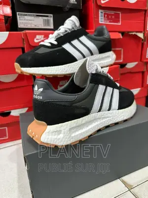 Photo - Chaussures Très Jolie Disponible Md