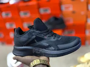 Photo - Chaussures Très Jolie Disponible Md