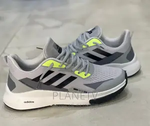 Photo - Adidas Très Jolie Disponible TDS