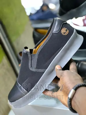 Chaussures Très Jolie Disponible TDS