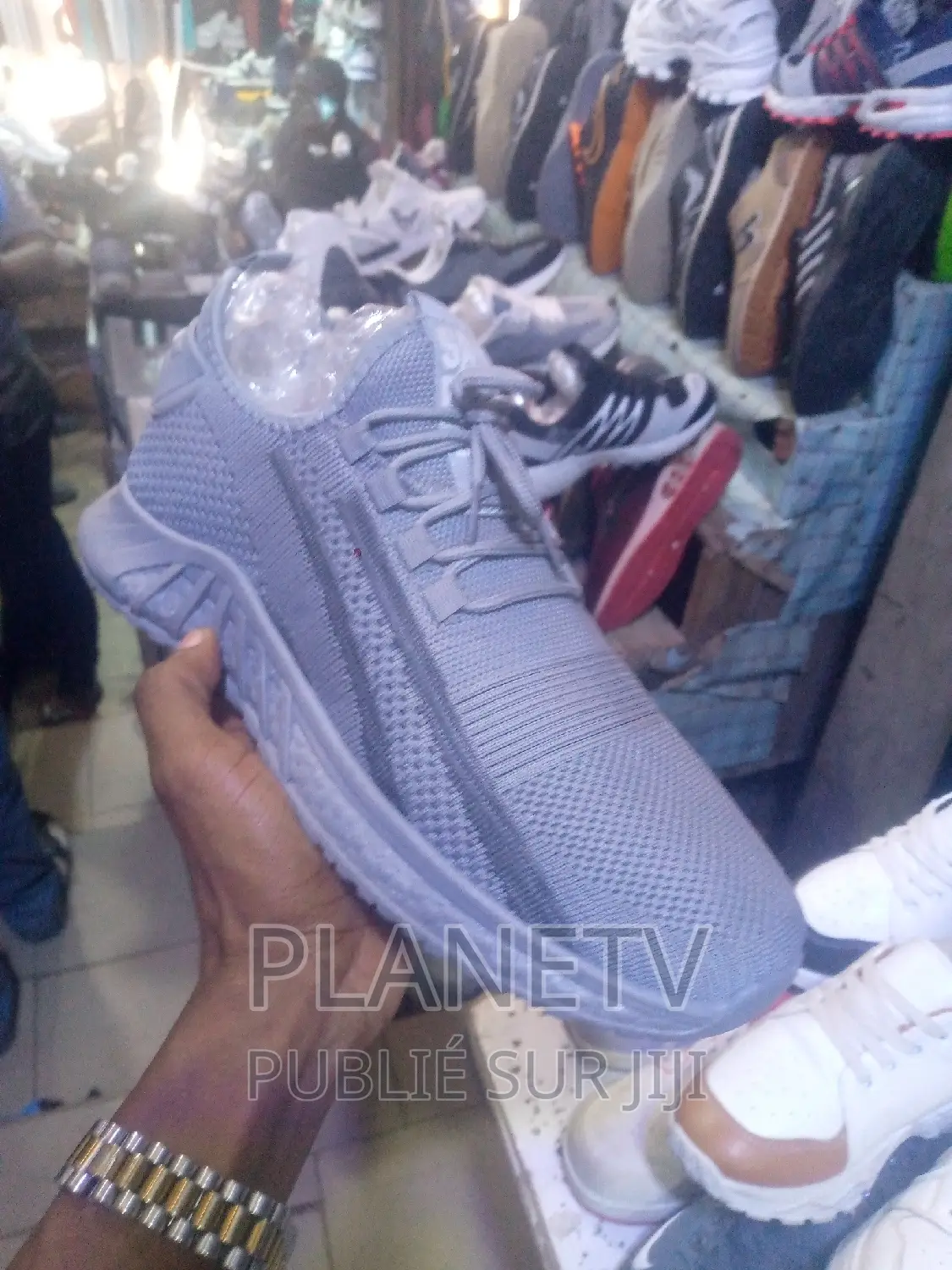 Chaussures Trening Disponible