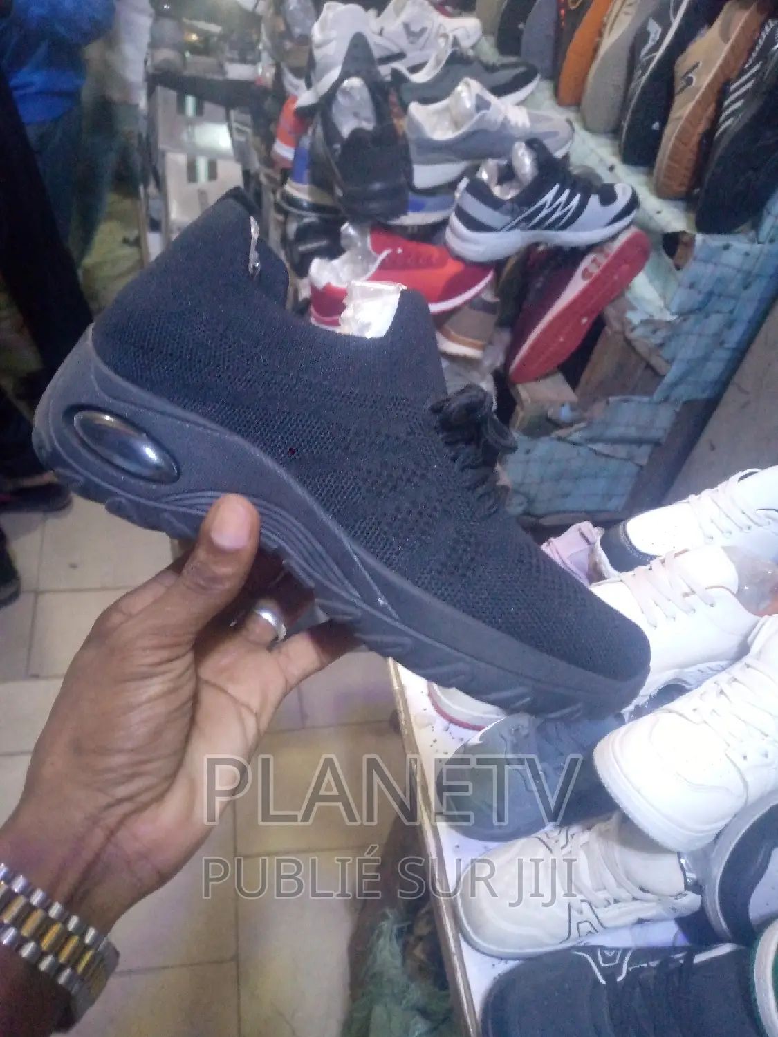 Chaussures Trening Disponible