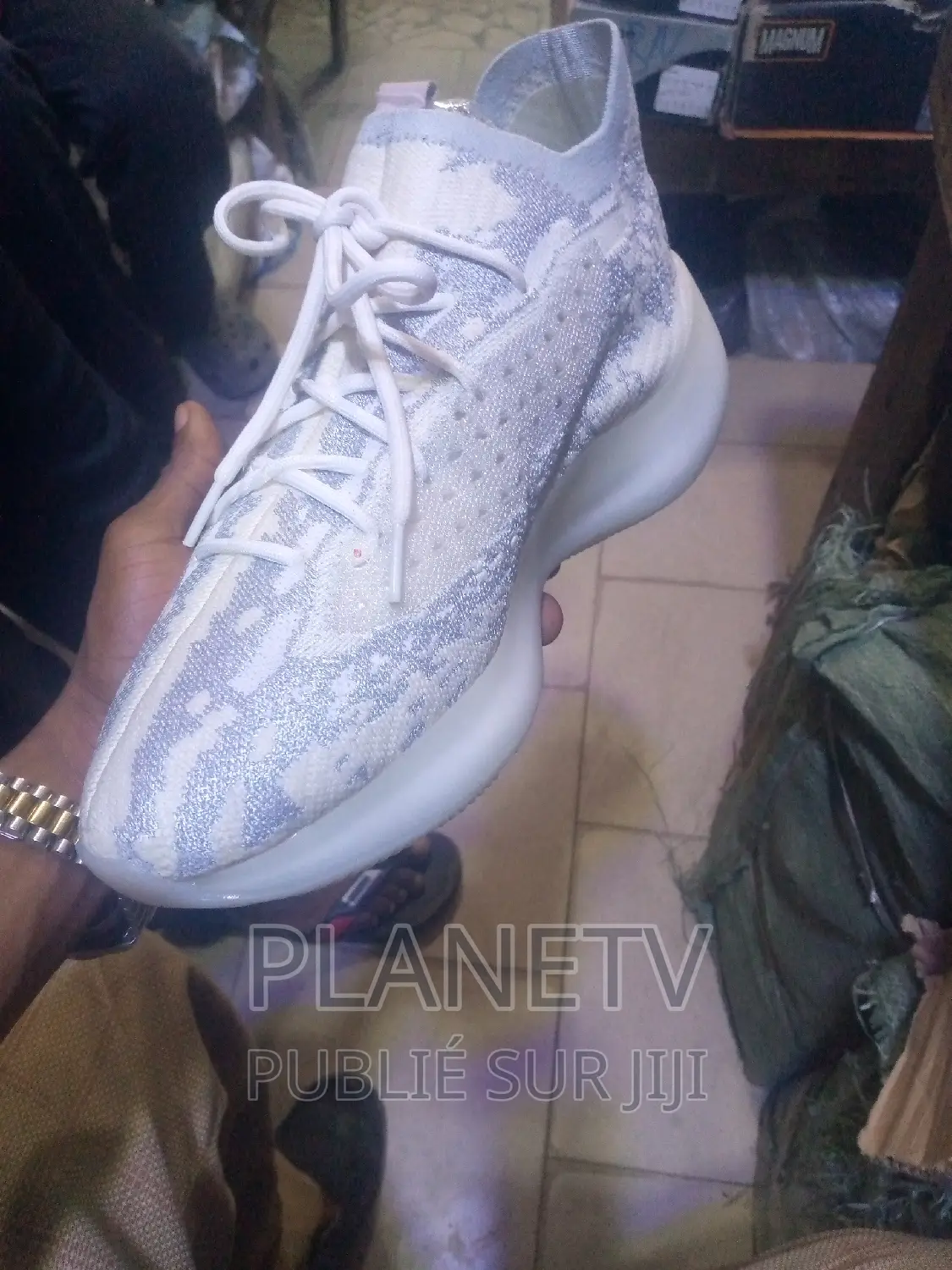 Chaussures Très Jolie Disponible